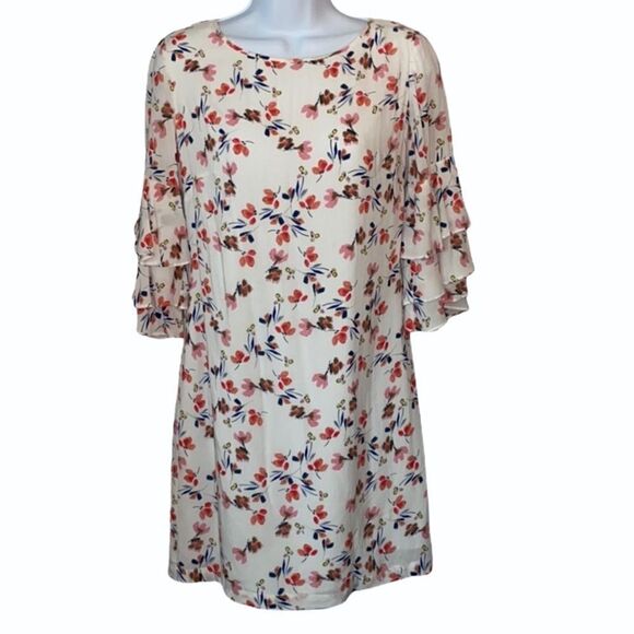 Chelsea & Violet Ruffled Sleeve Floral Dress - Picture 17 of 17